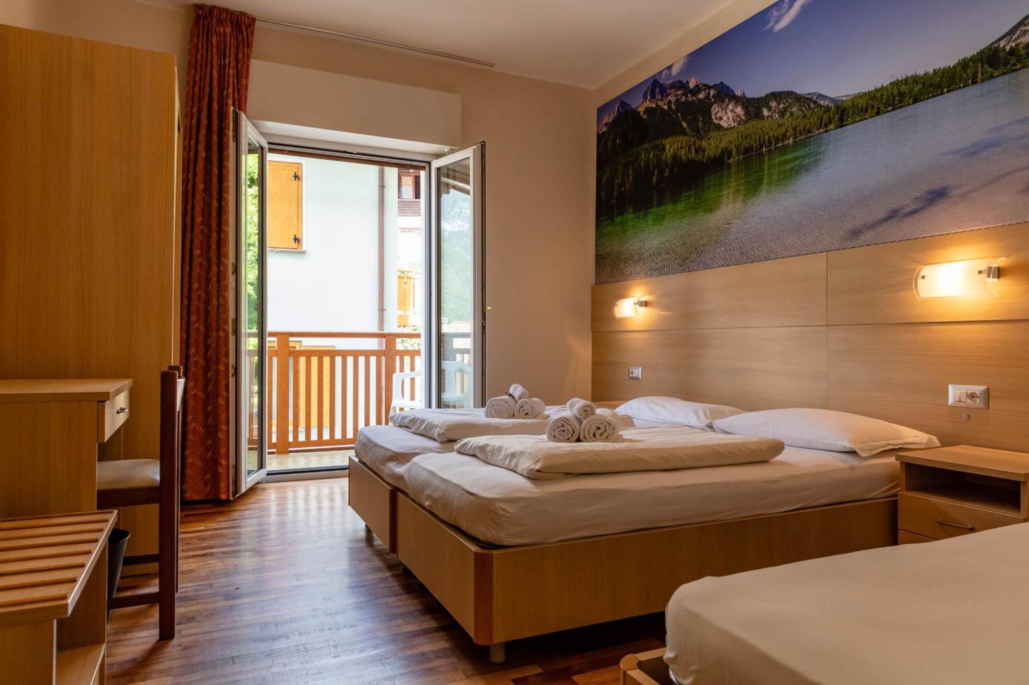 Hotel Lory - Molveno - Dolomiti Экстерьер фото