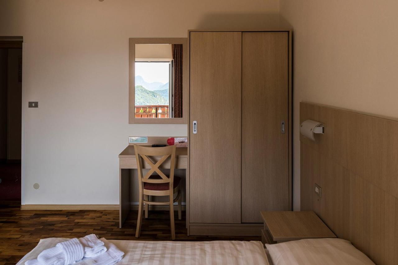 Hotel Lory - Molveno - Dolomiti Экстерьер фото